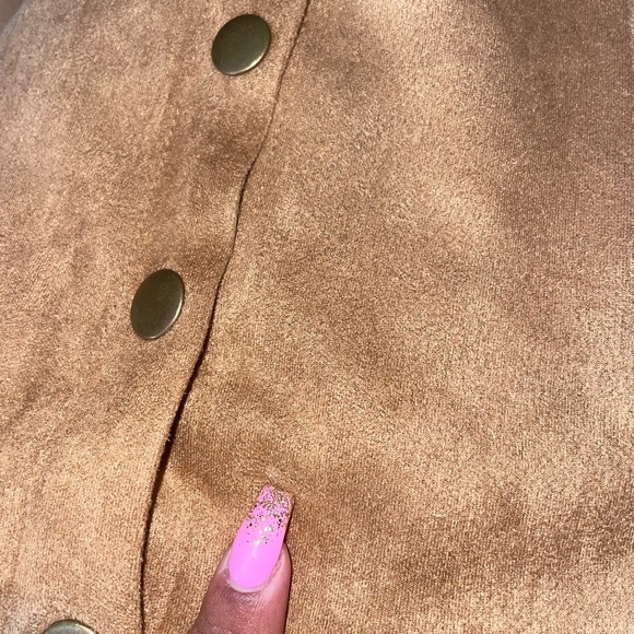 Altar'd State Faux Suede Snap Front Mini-Skirt Light Brown Sz M - Picture 9 of 9